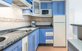 797 Holiday Rentals- Renovado Piso En El Paseo Maritimo Fuengirola